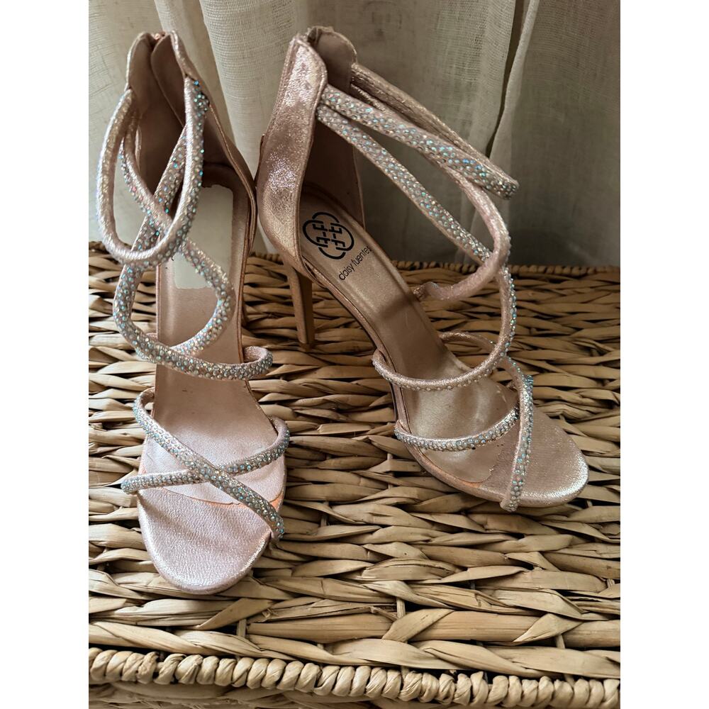 Daisy Fuentes Cross Sparkle Heels Pink Harper 8